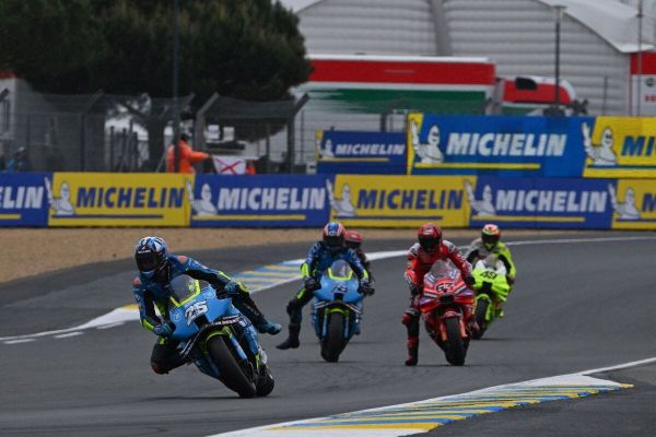 Face aux rumeurs, Fernandez rassuré