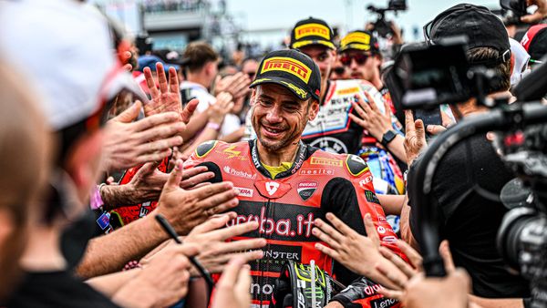 Ducati discute contrats en Superbike