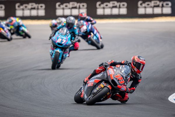 Gonzalez en pole, mais pénalisé