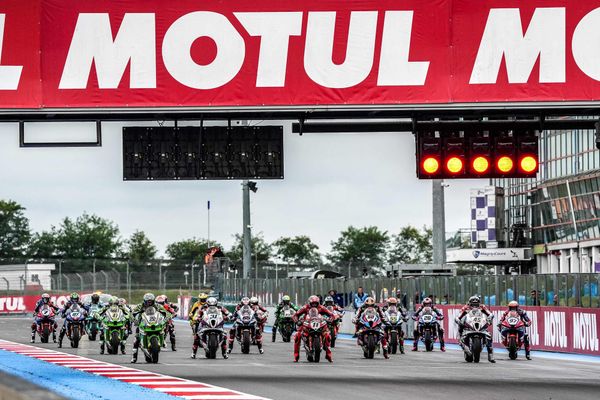 Dix Français à domicile à Magny-Cours