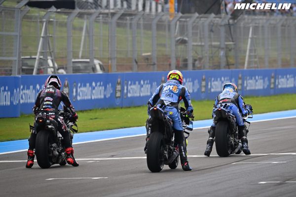 Un défaut d'asphalte paralyse l'activité en piste à Goiania