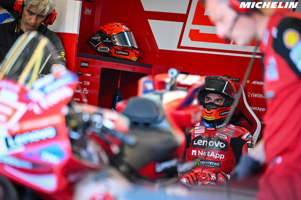 Fracture du pied droit pour Marquez, forfait au Mans et en Catalogne