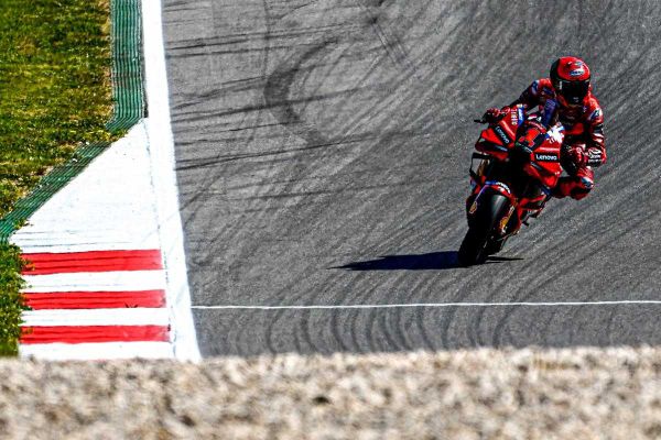 Portimao, MotoGP : Bagnaia domine et peut remercier Marquez