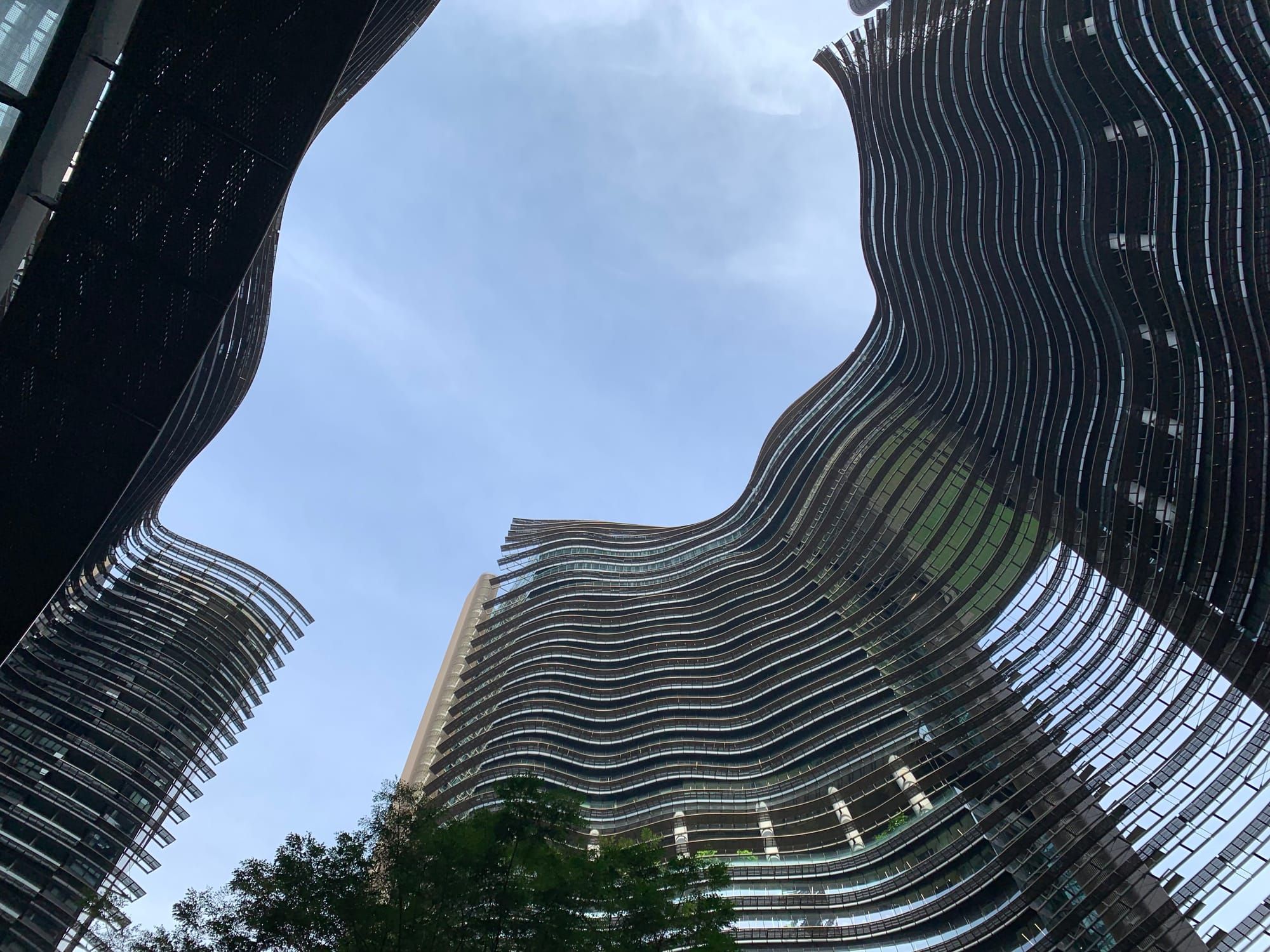 Case Study: Best-Value Staff Housing for a Marina Bay Bank — Singles, Couples and Families on a Corporate Leasing Budget