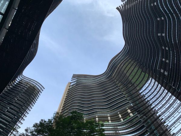 Case Study: Best-Value Staff Housing for a Marina Bay Bank — Singles, Couples and Families on a Corporate Leasing Budget