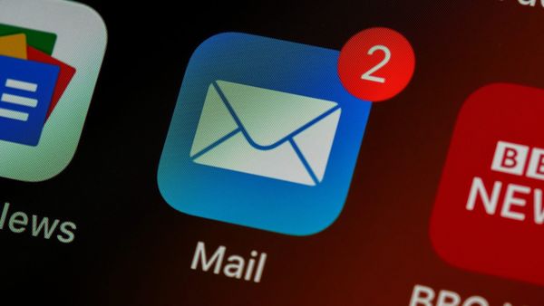 How Does Email Delivery Work? (Simplified)
