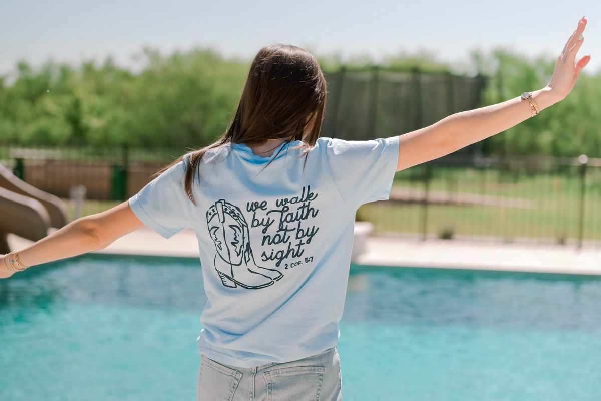 Walk by Faith: What Does it Look Like to Live in Complete Faith