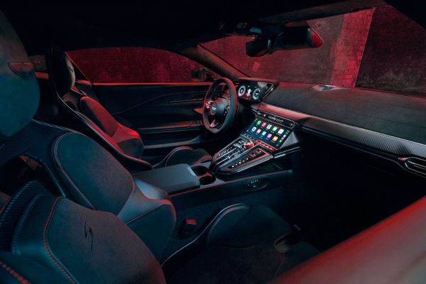 It's safer to drive drunk than to drive a car with touchscreens