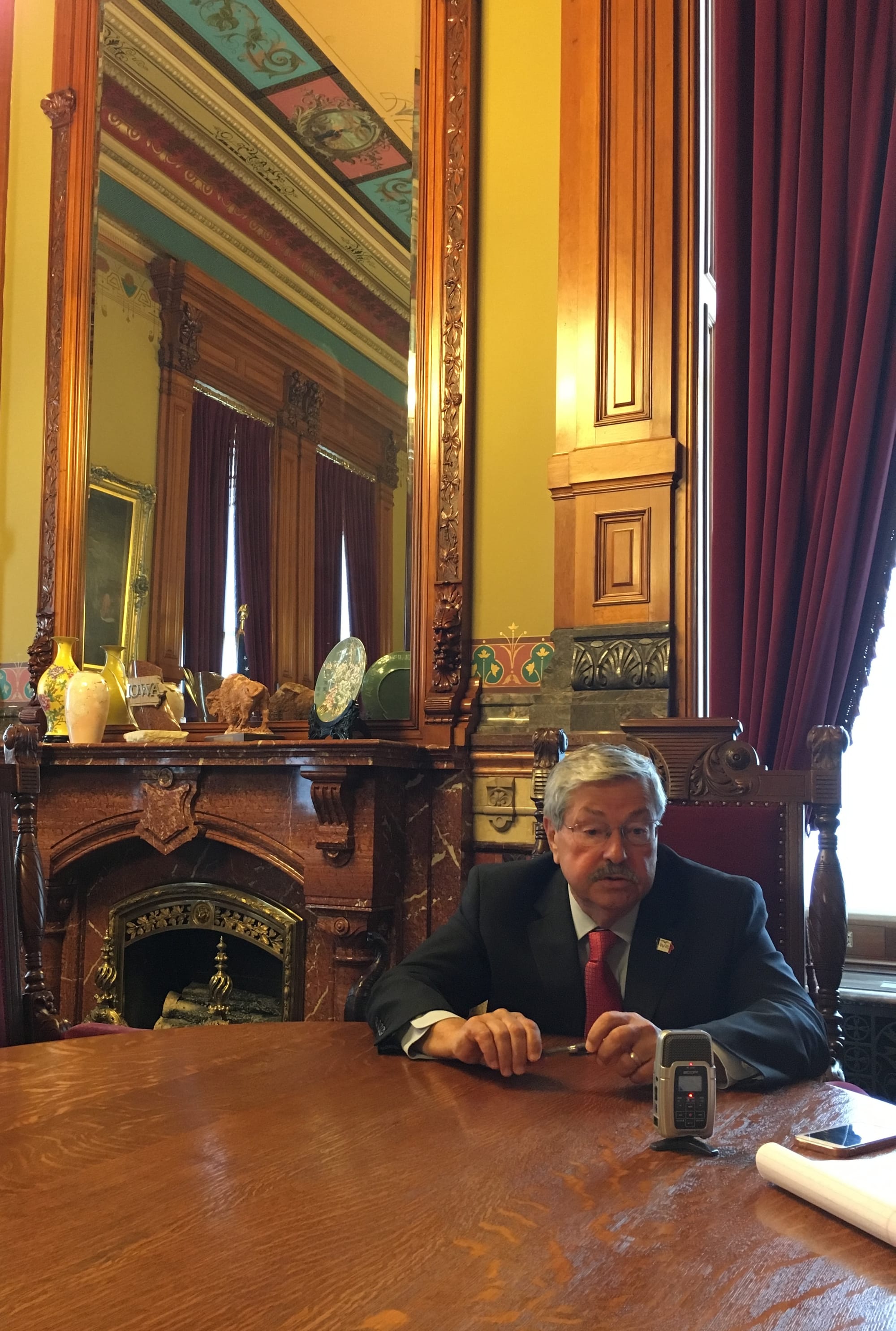 Gov. Terry Branstad spoke with IowaWatch summer intern reporters Brittany Robb and Thomas Nelson on July 7, 2016.