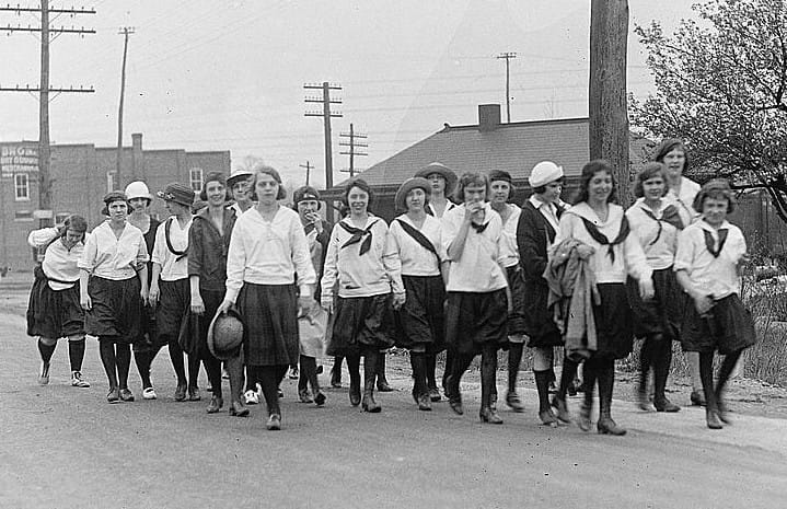 A group of Camp Fire girls in the 1920s.