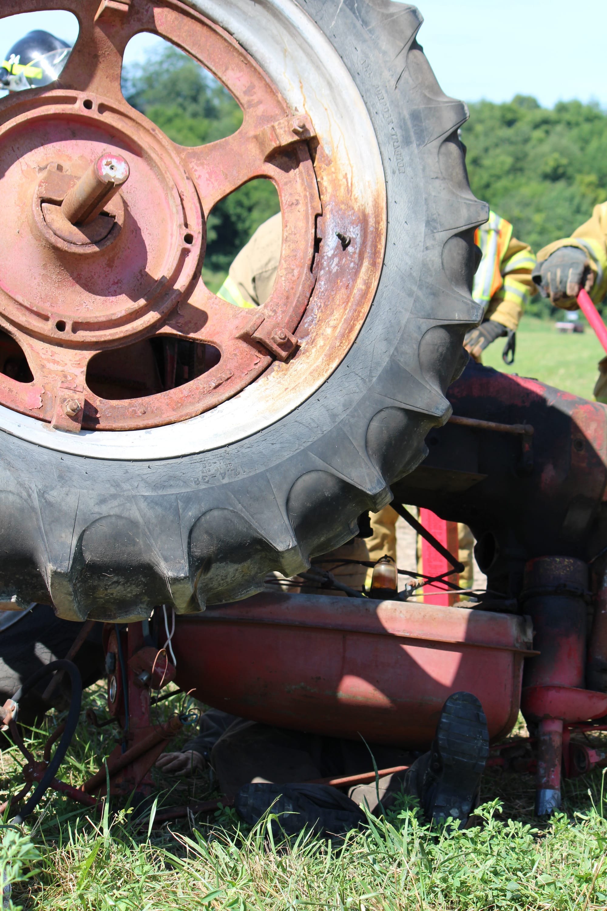 FarmSafetyDrillVertical3_Aug2013