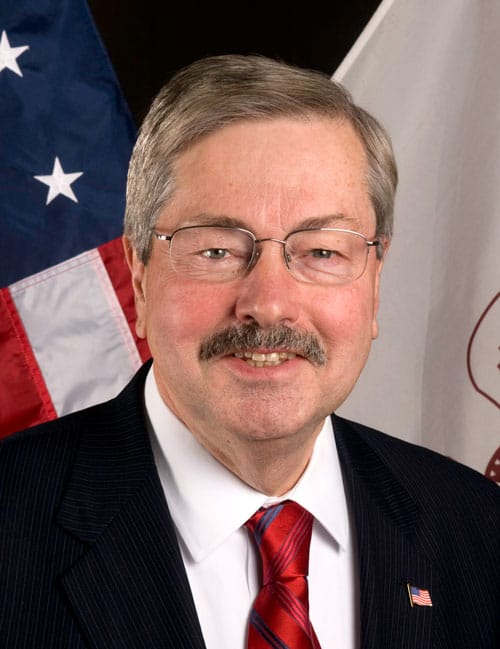 Gov. Branstad is expected to sign the resolution to cap sabbaticals. Source: Gov. Branstad's website.