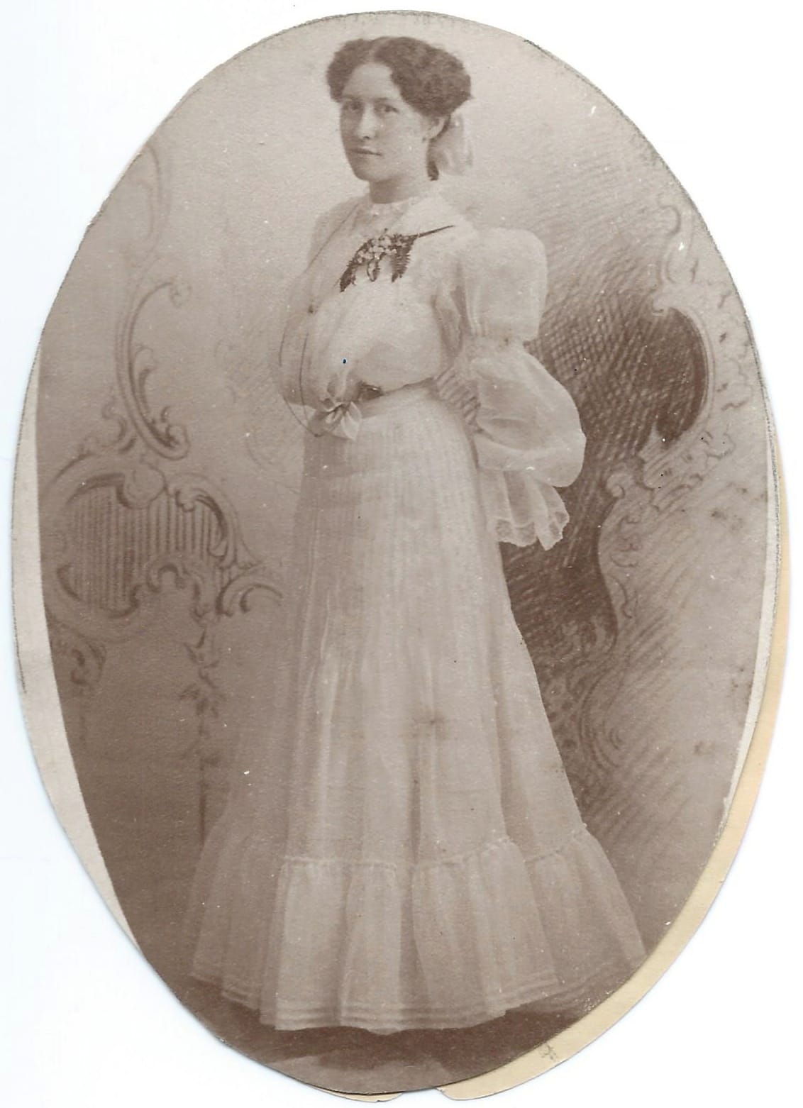 A female graduate in 1896.