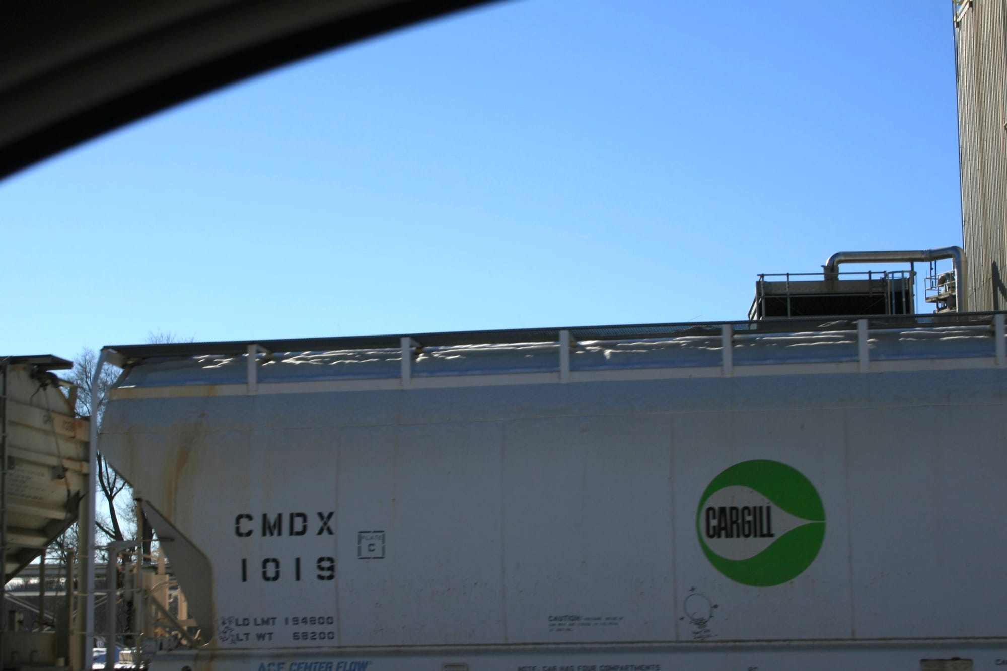 Railcars head into the Cargill plant in Cedar Rapids on Dec. 16, 2013