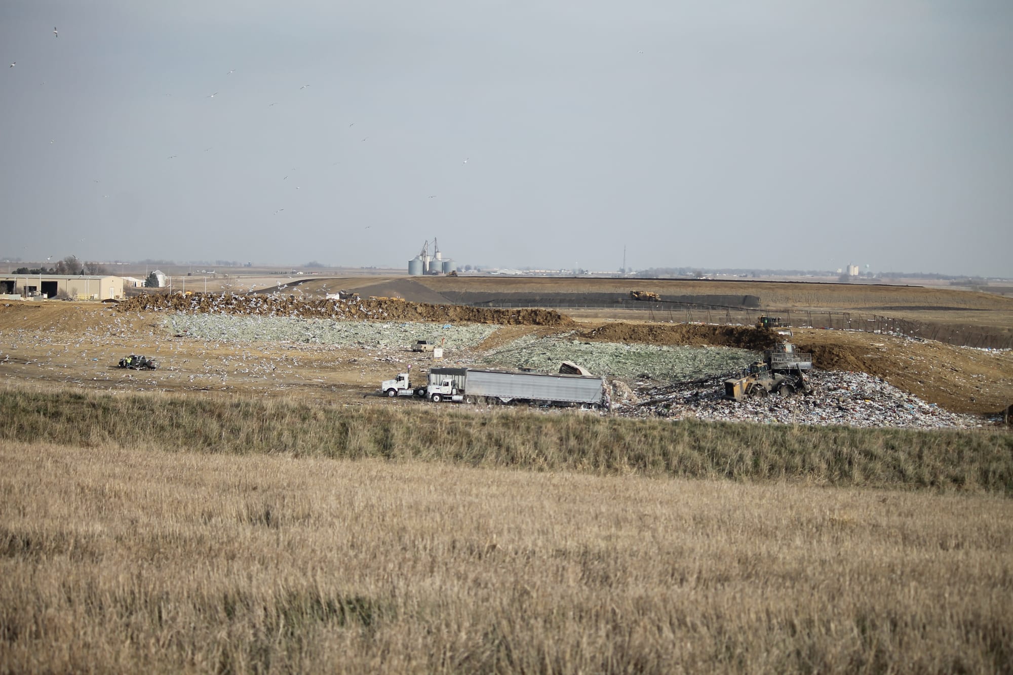 This active cell is a part of Phase 2 disposal area at the Metro Waste Authority’s Metro Park East Landfill, which will be developed up to 264 acres. The disposal area is expended about 10-acre every two years. Phase 2 disposal area is anticipated to serve through 2053.