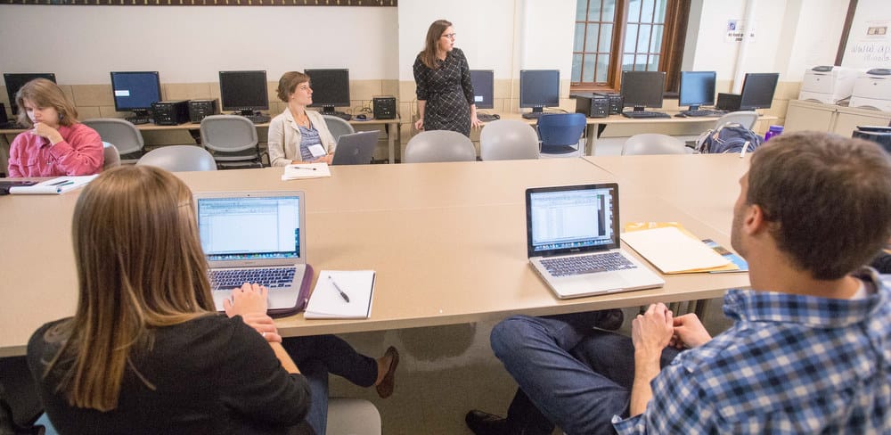 Jaimi Dowdell, Investigative Reporters and Editors, leads an advanced class on computer assisted reporting techniques.