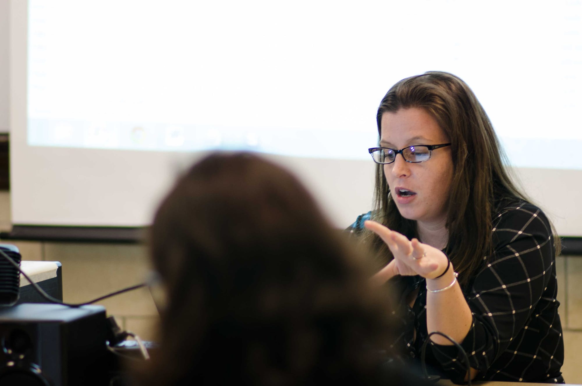 Jaimi Dowdell, Investigative Reporters and Editors, leads an advanced class on computer assisted reporting techniques.