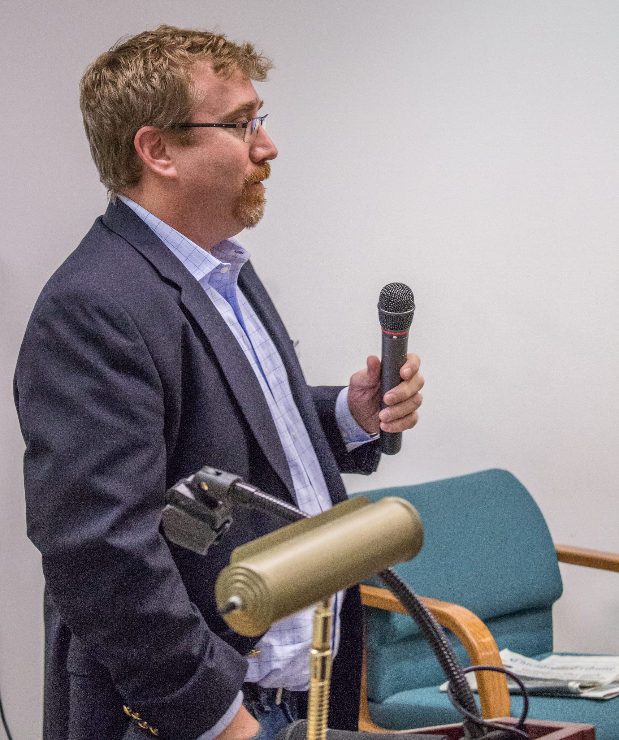 Miguel Keberlein Gutiérrez works for LAF in Chicago. Here, he talks about work visa programs on April 11, 2015 at a Midwest Center for Investigative Reporting workshop in Chicago.