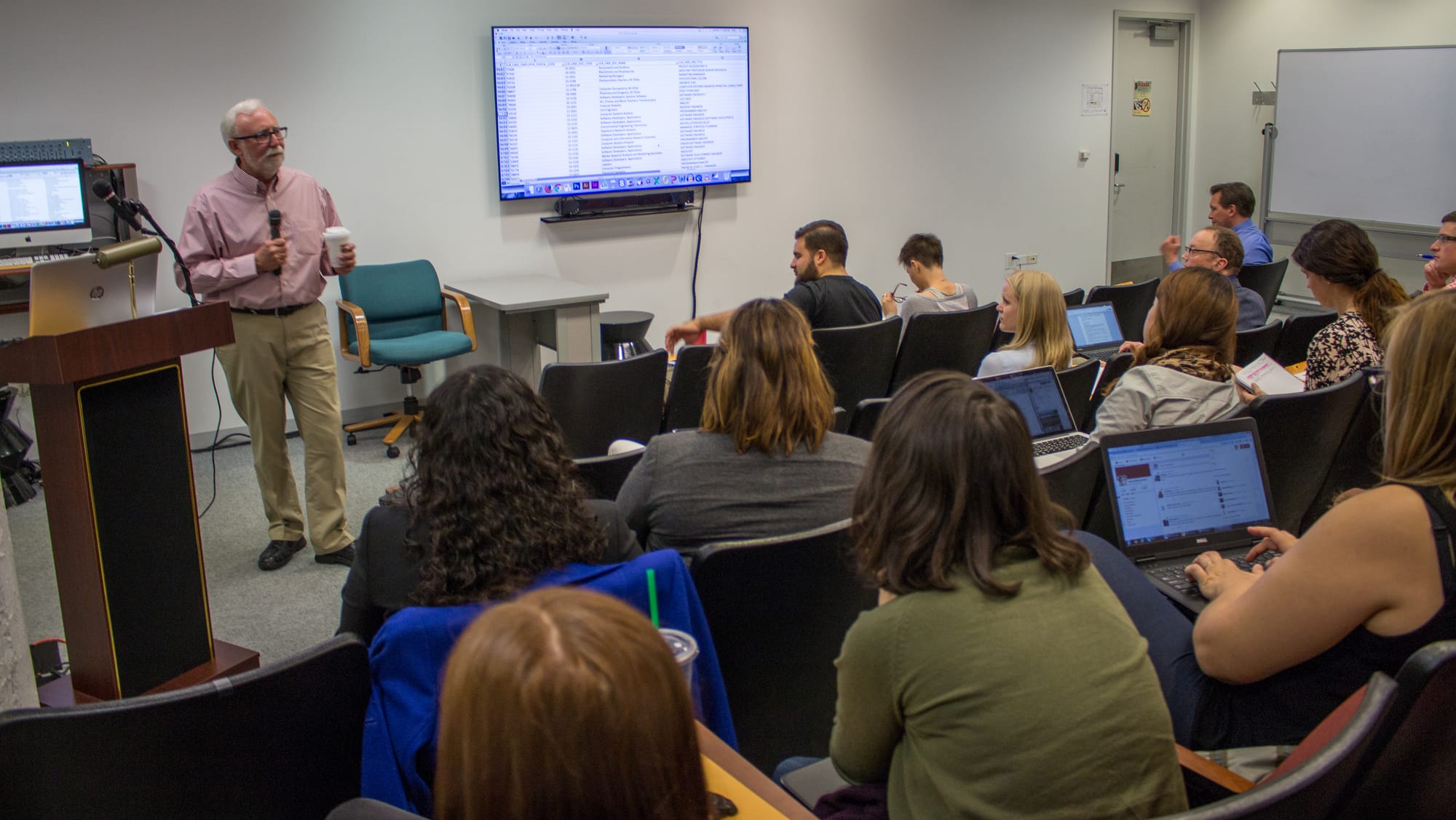 McGraw wraps up his workshop session in Chicago on April 11, 2015.