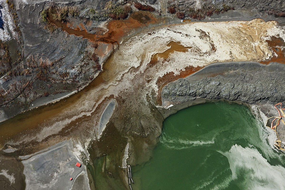 Toxic coal ash in the Emory River after the TVA spill