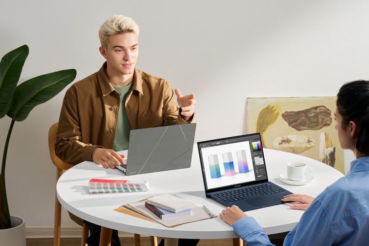 Cómo elegir la laptop perfecta para los viajes de negocios- Asus