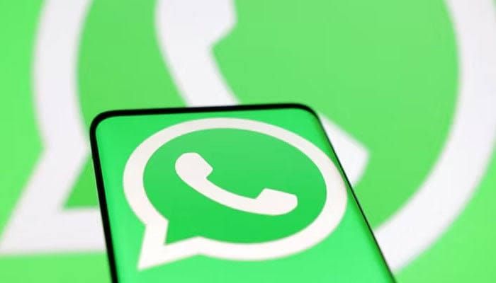Los efectos y filtros AR de WhatsApp llegan también a los usuarios de iOS