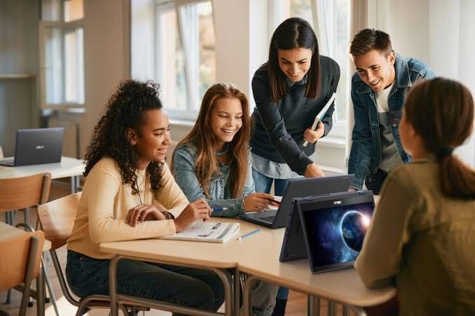 ASUS impulsa la educación en México con beneficios exclusivos para maestros y estudiantes