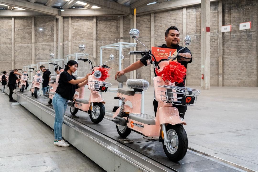 Yadea celebra la creación de su primer vehículo eléctrico en la fábrica del Estado de México