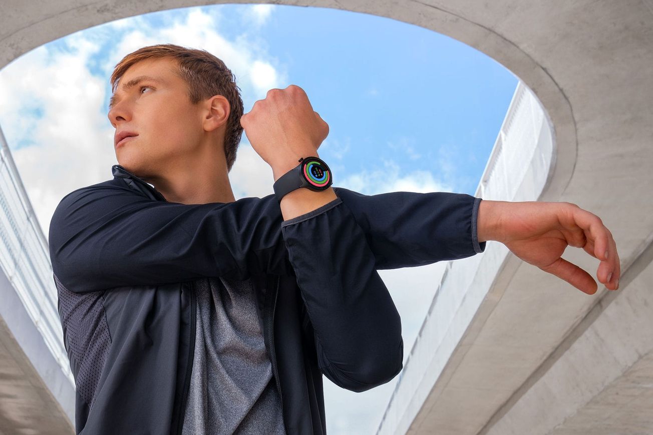 Motorola presenta el nuevo moto watch con tecnología Polar
