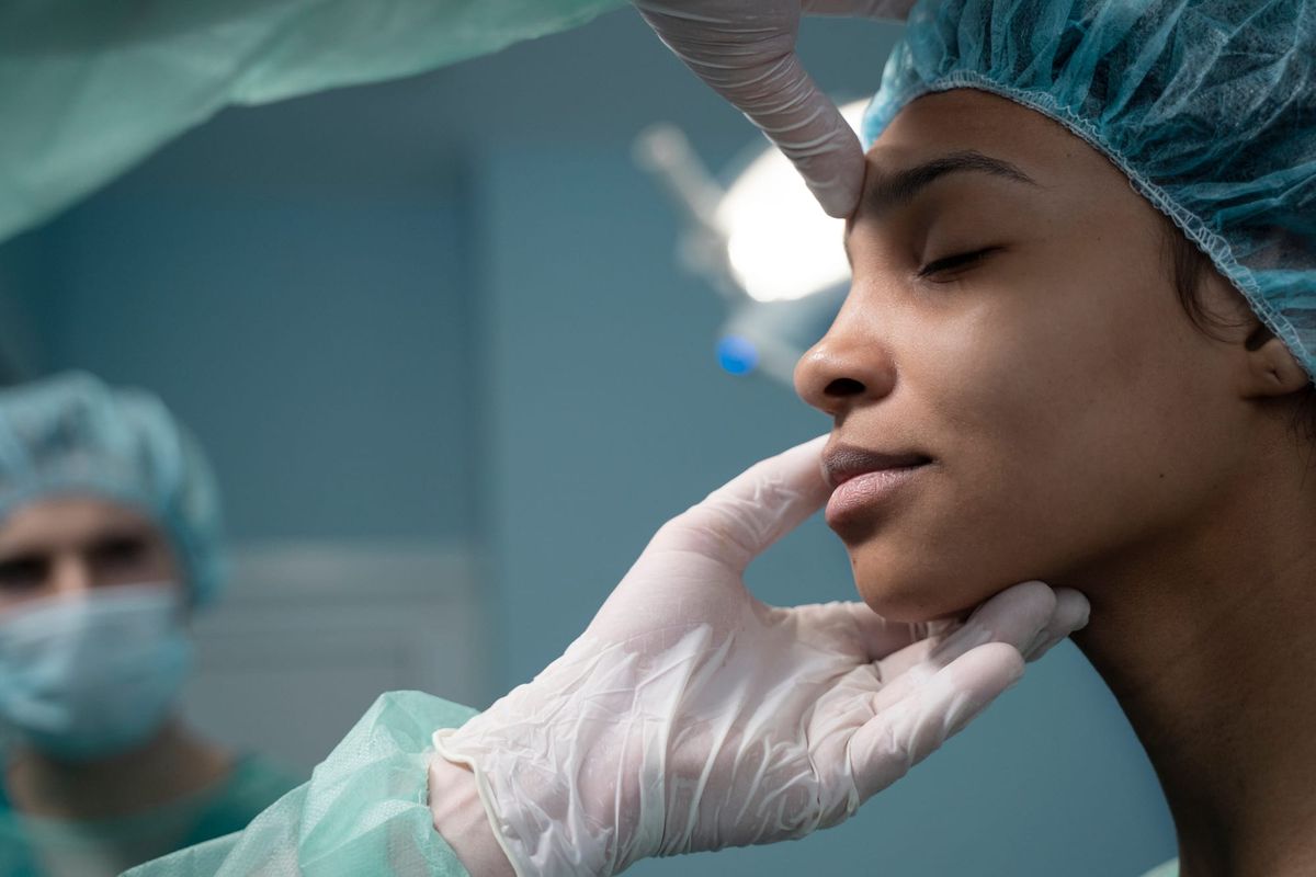 Septoplasty Rhinoplasty in Tampa: Breathing & Aesthetic Benefits