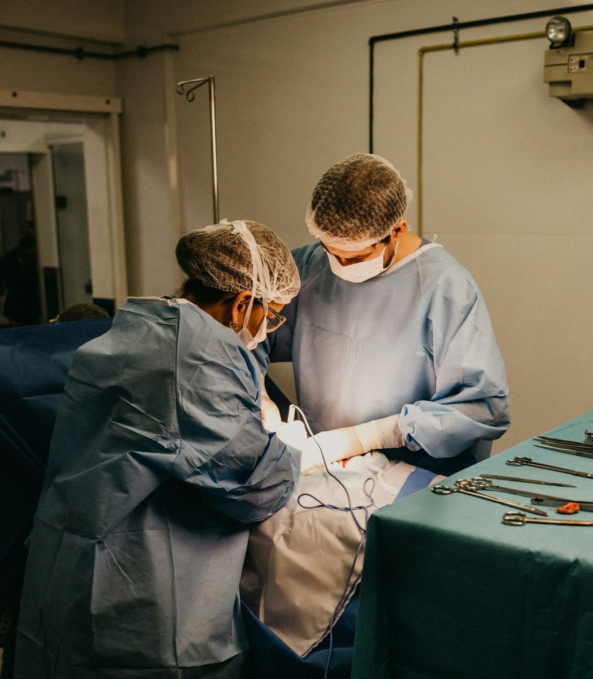 Arm Lift vs. Liposuction — Which Targets Upper Arm Fat Better?