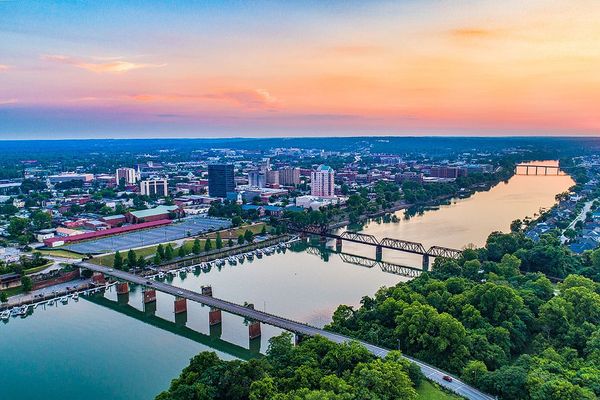 Best Facelift Surgeons in Atlanta (2025 Guide)