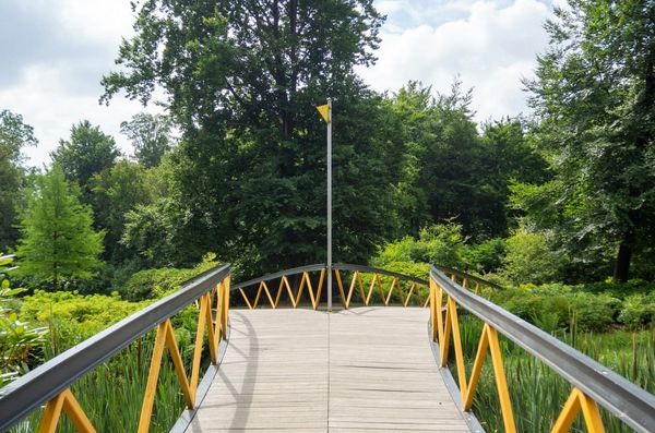 CoolSculpting vs. Liposuction: Which Is Right for You?