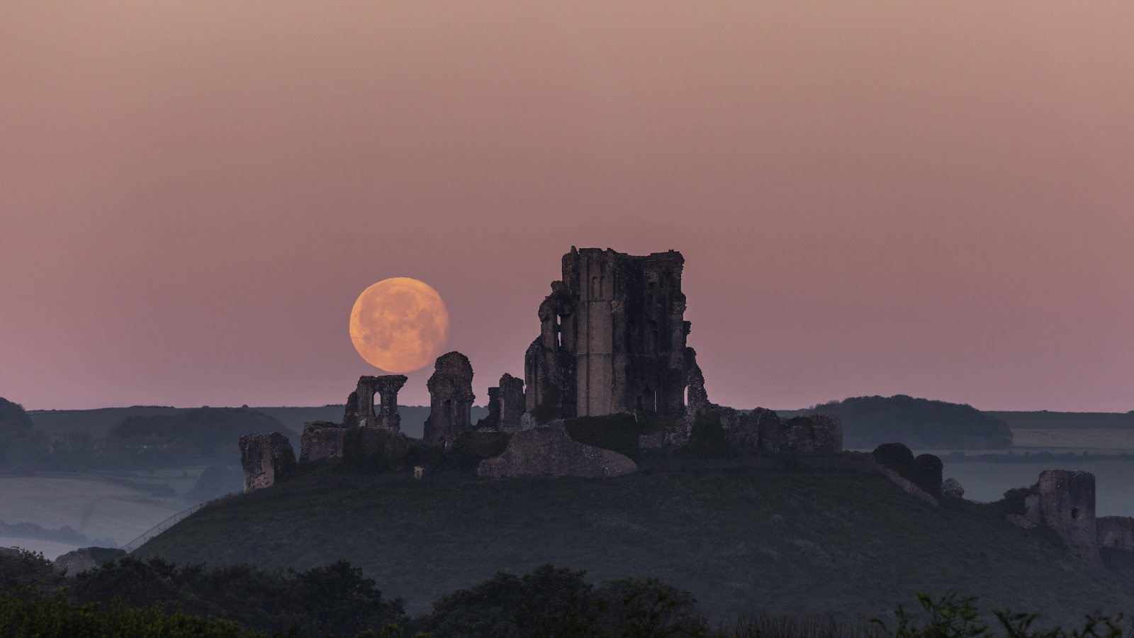 Learn fall expressions in Chinese - an image of a fall night