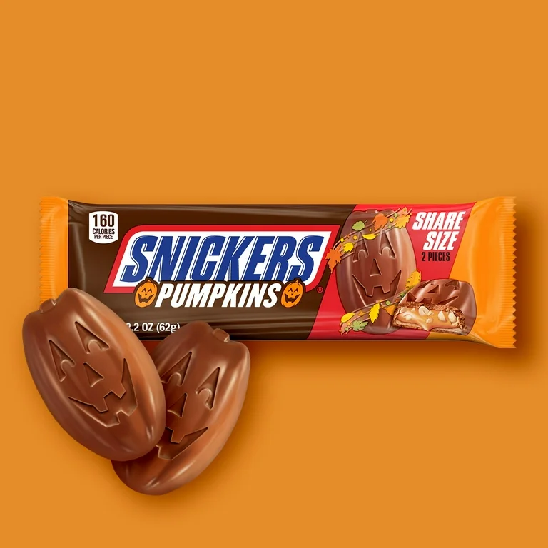 Chinese words for Halloween candy: an image of chocolate bar, 巧克力棒 in Chinese. 