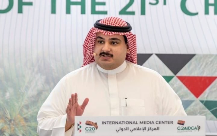 Othman Almoamar: A Leader in International Relations and Youth Empowerment