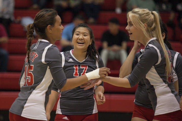 Slideshow: Volleyball team beats San Jose Jaguars