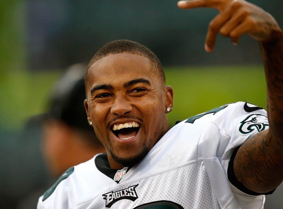 Pro-Bowl player cut from Philadelphia team for alleged ties with gangs