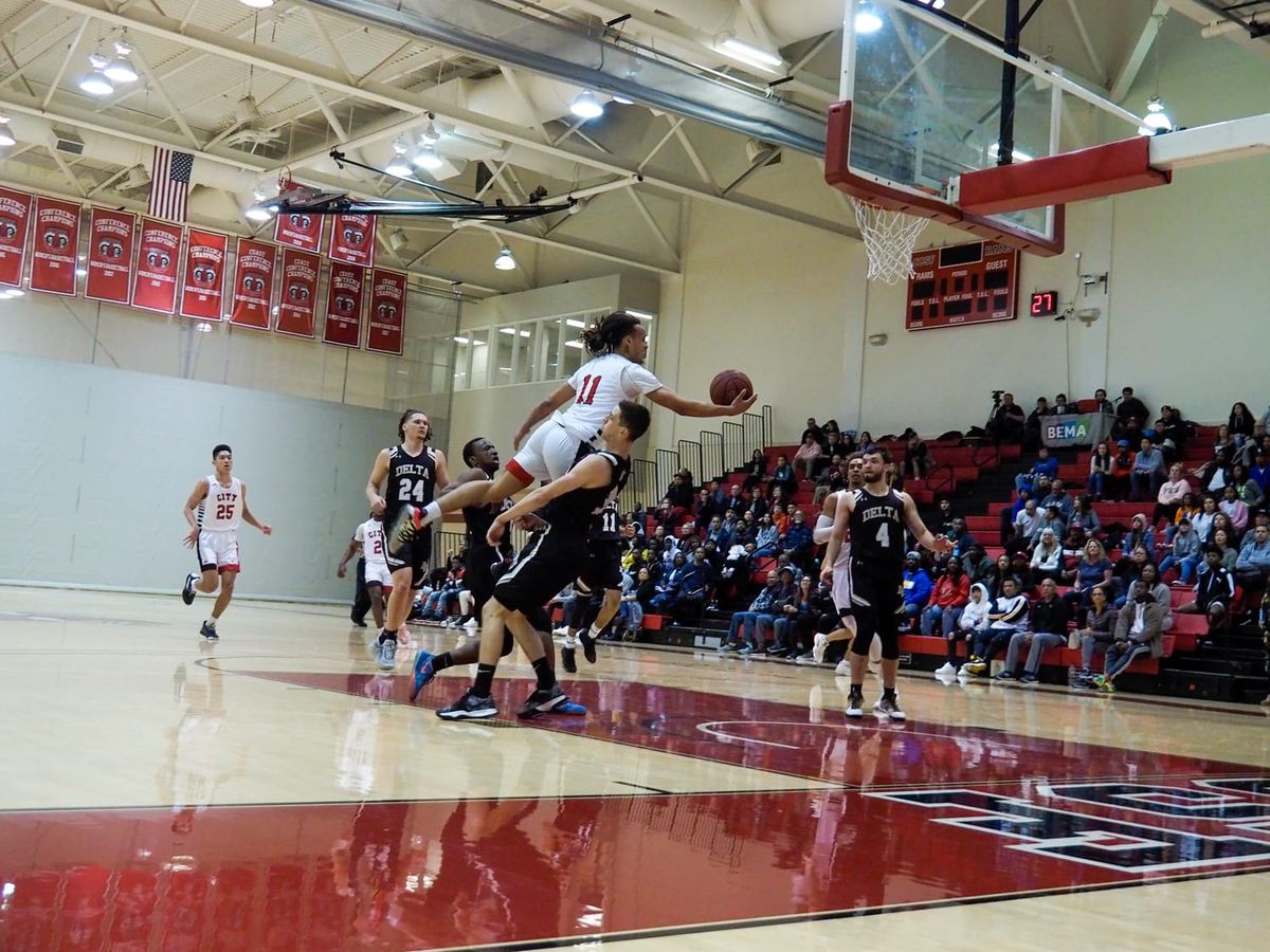 Undefeated Rams Break Mustangs 113-82