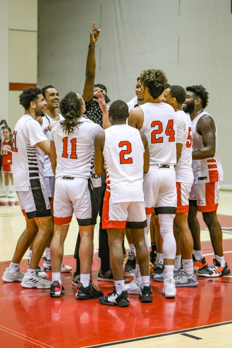 COVID-19 Steals Title From Undefeated Rams