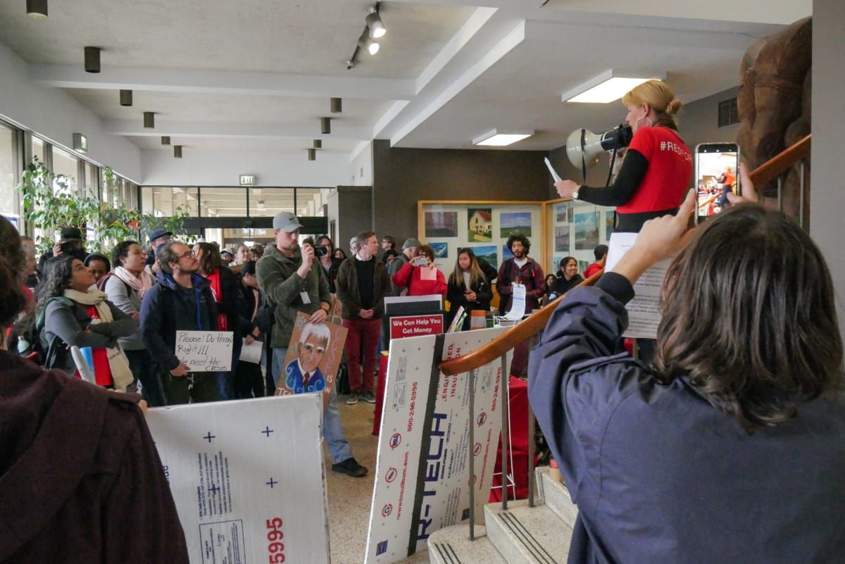 Students Disheartened Over Reduction of ASL Classes