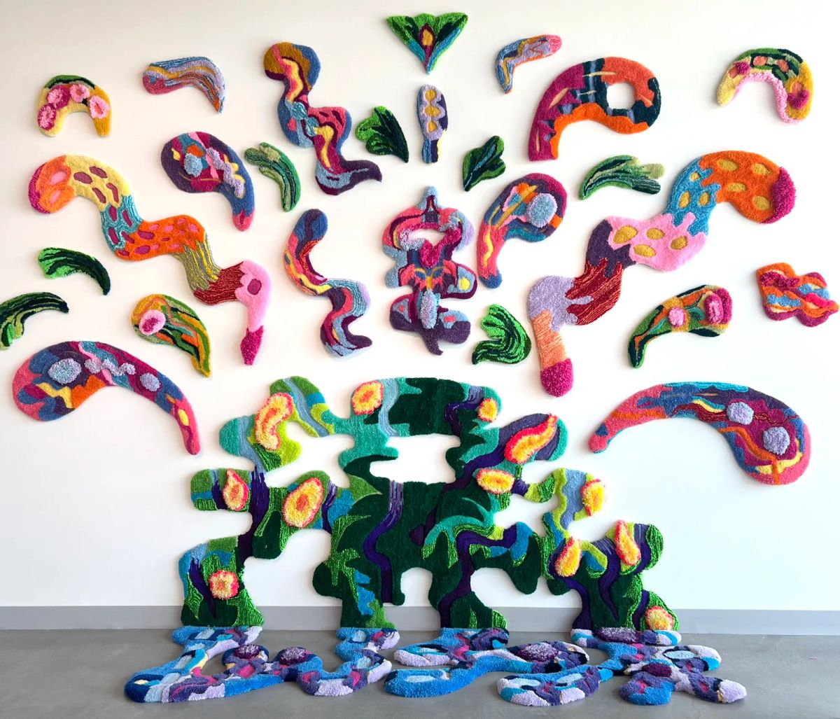 Jennifer Banzaca Paints with Yarn for "Vivid Visions"