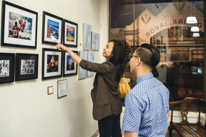 City College student shares spotlight at local Cafe