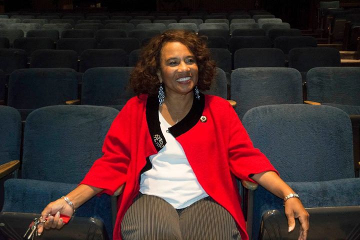 Theater Department Chair Gloria Weinstock retires to pursue her acting career