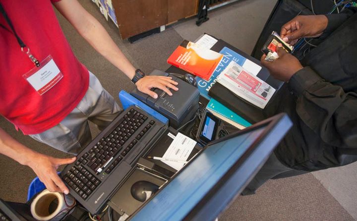 Bookstore Attempts to Combat Rising Book Costs