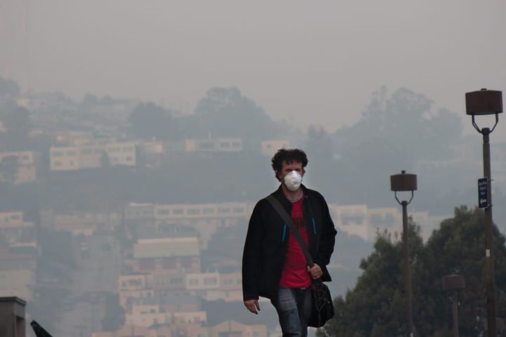 College copes with Camp Fire smoke