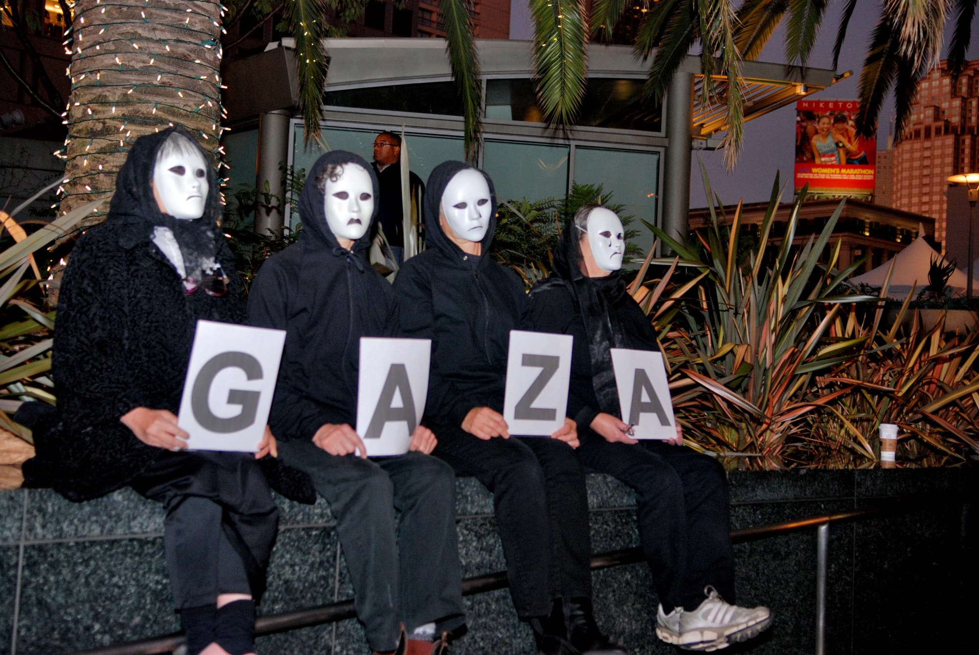 Demonstrators protest the World Affairs Council forum featuring Ehud Olmert on Oct. 22. RAMSEY EL-QARE/THE GUARDSMAN