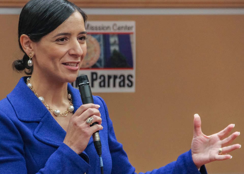 Virginia Parras  speaks to students at Mission Campus, Oct. 22, 2014. (Photo by Khaled Sayed)