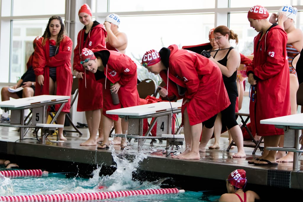 Swimming CSM Foothill Chabot Feb06 photo by Peter Wong