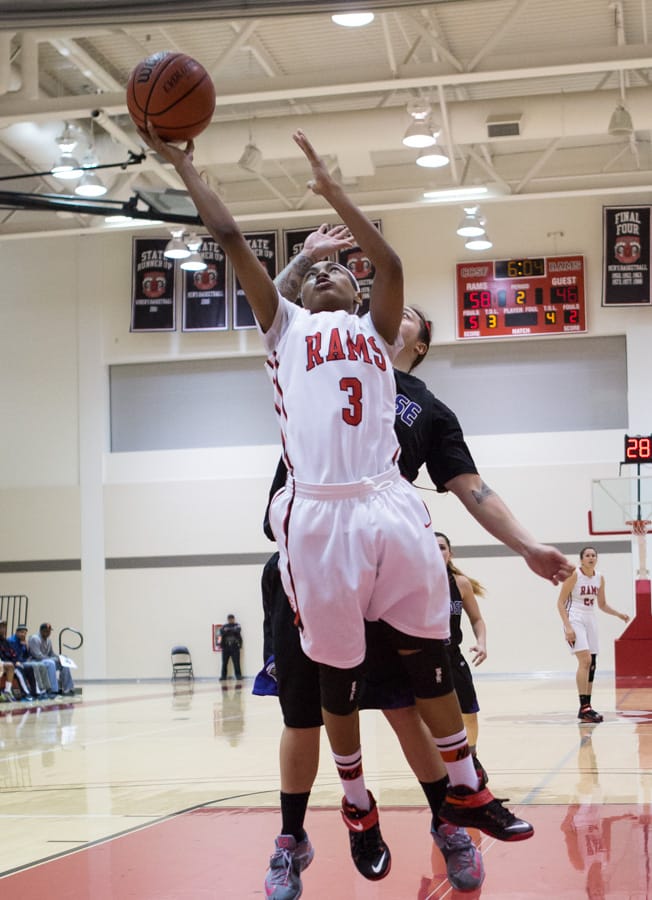 City College Women's Basketball defeats San Jose City College 67-48. Feb. 6, 2015. Photo by Khaled Sayed
